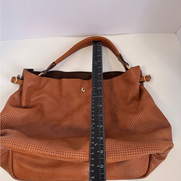 Cutest faux leather brown bucket purse - Picture 9 of 13